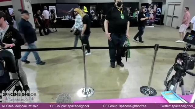 Image 4 of spaceneighbor Stream on Chaturbate on 15 months ago