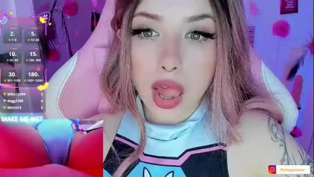 Image 2 of sparklemona Stream on Chaturbate on 1 month ago