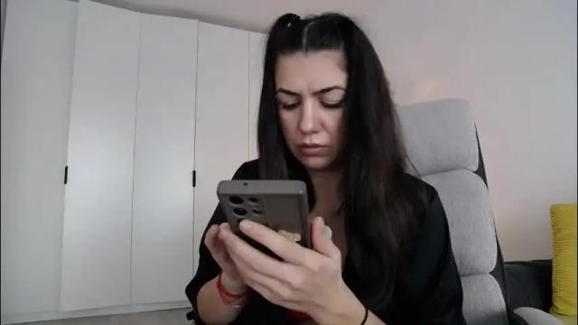 Image 2 of sparkly_eve Stream on Chaturbate on 28 days ago