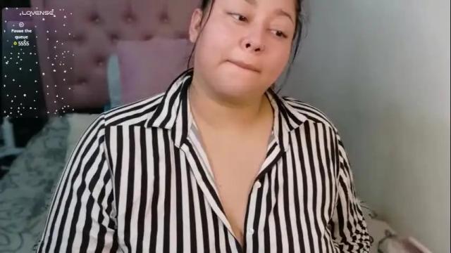 Image 4 of spelleyes01f Stream on Chaturbate on 3 months ago