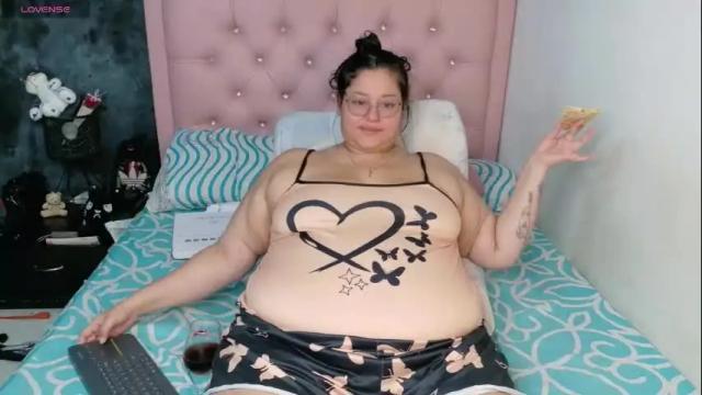 Image 4 of spelleyes01f Stream on Chaturbate on 1 month ago