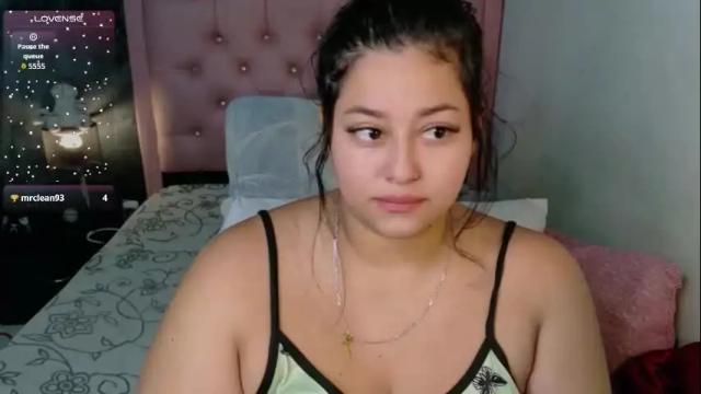 Image 2 of spelleyes01f Stream on Chaturbate on 5 months ago