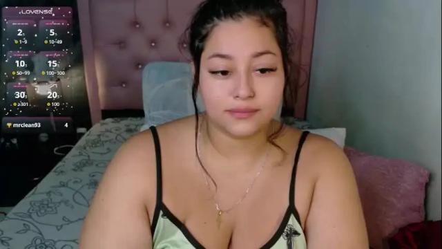 Image 4 of spelleyes01f Stream on Chaturbate on 5 months ago