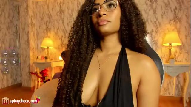 Image 11 of spicyamelia Stream on Chaturbate on 1 month ago