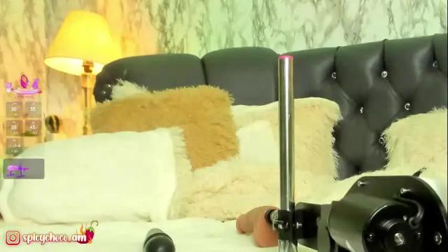 Image 12 of spicyamelia Stream on Chaturbate on 1 month ago