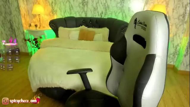 Image 8 of spicyamelia Stream on Chaturbate on 1 month ago