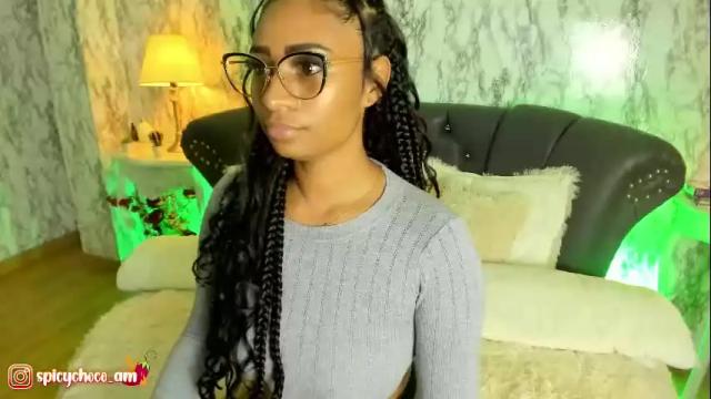 Image 11 of spicyamelia Stream on Chaturbate on 21 days ago
