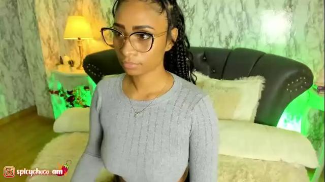 Image 12 of spicyamelia Stream on Chaturbate on 21 days ago