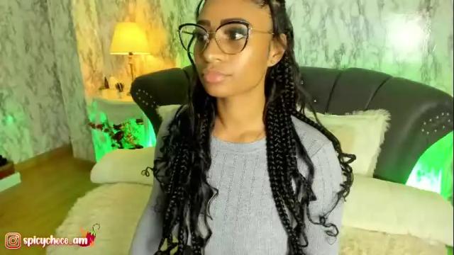 Image 3 of spicyamelia Stream on Chaturbate on 21 days ago