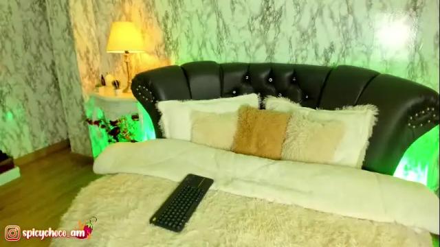Image 6 of spicyamelia Stream on Chaturbate on 21 days ago