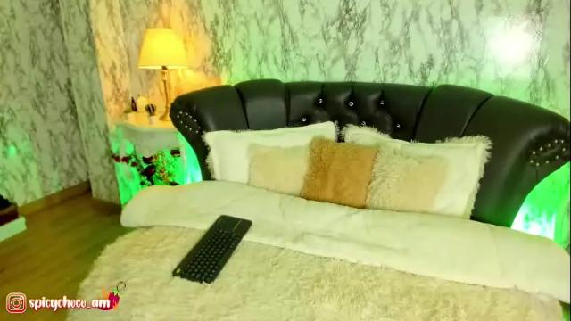 Image 7 of spicyamelia Stream on Chaturbate on 21 days ago