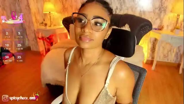 Image 11 of spicyamelia Stream on Chaturbate on 9 days ago