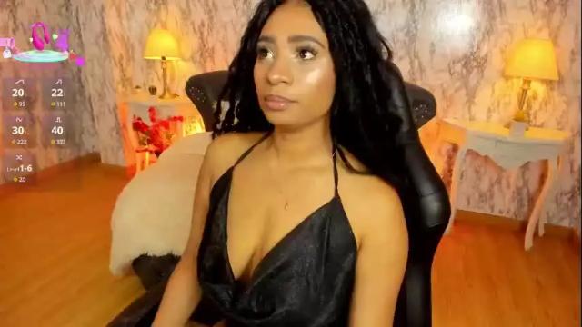 Image 3 of spicyamelia Stream on Chaturbate on 1 month ago