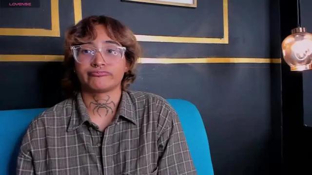 Image 6 of spider_ambrosse Stream on Chaturbate on 13 months ago