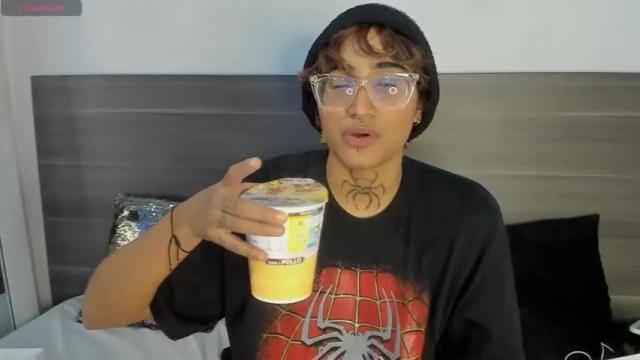 Image 10 of spider_ambrosse Stream on Chaturbate on 12 months ago