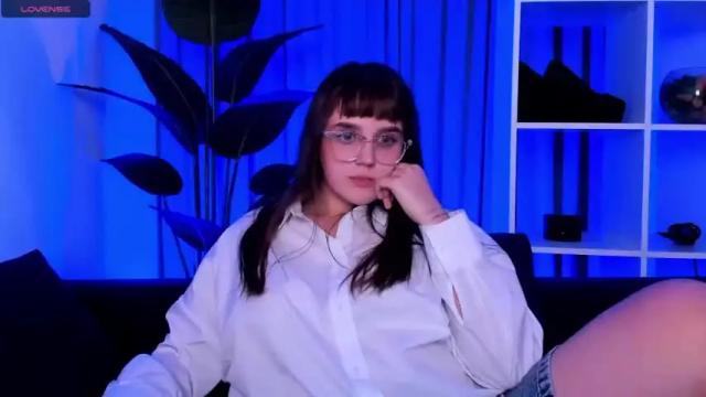 Image 11 of spiicy_carla Stream on Chaturbate on 20 months ago