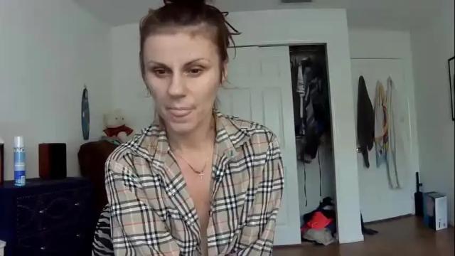 Image 7 of spinwithus Stream on Chaturbate on 17 months ago