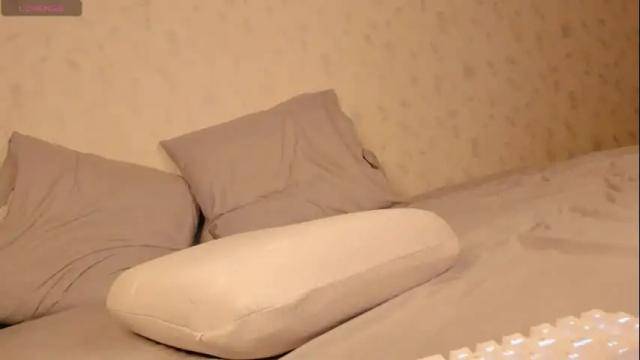 Image 4 of spliti_moon Stream on Chaturbate on 1 month ago