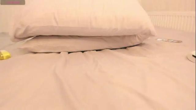 Image 6 of spliti_moon Stream on Chaturbate on 17 days ago