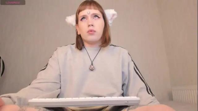 Image 10 of spliti_moon Stream on Chaturbate on 4 days ago
