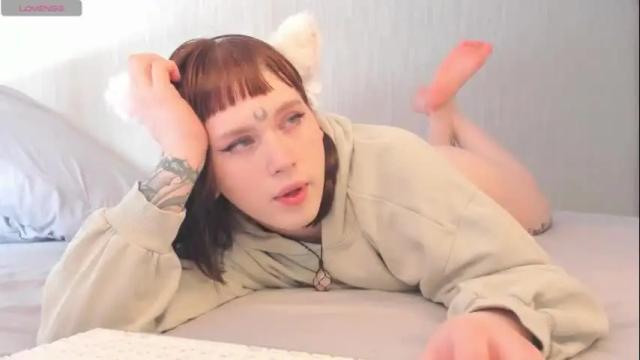 Image 2 of spliti_moon Stream on Chaturbate on 4 months ago