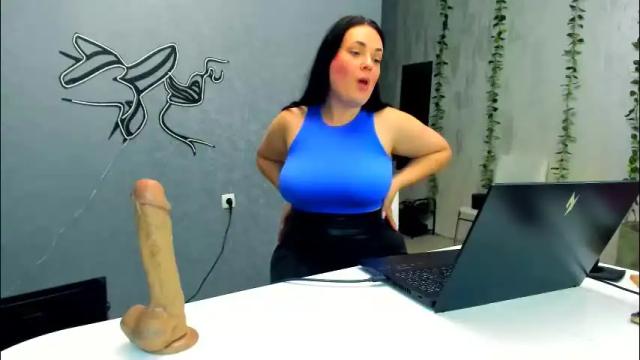 Image 6 of spoiled_lilit Stream on Chaturbate on 2 months ago