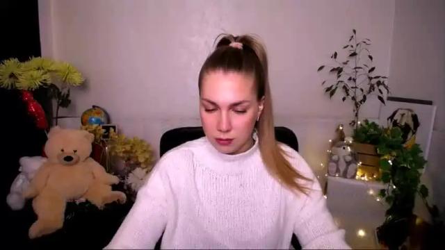 Image 7 of sport_tall_karina Stream on Chaturbate on 13 months ago