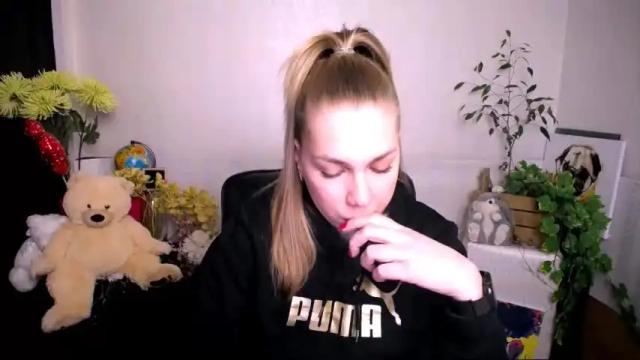 Thumbnail 1, sport_tall_karina's Stream at Chaturbate, 13 months ago