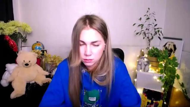 Image 10 of sport_tall_karina Stream on Chaturbate on 13 months ago