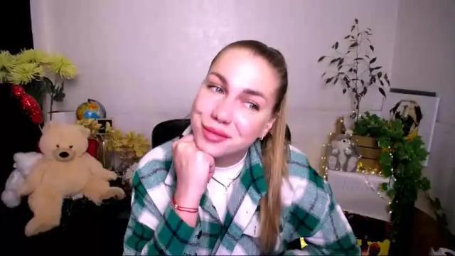 Image 8 of sport_tall_karina Stream on Chaturbate on 13 months ago
