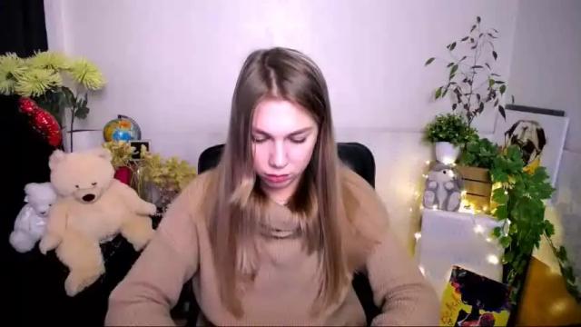 Image 7 of sport_tall_karina Stream on Chaturbate on 12 months ago