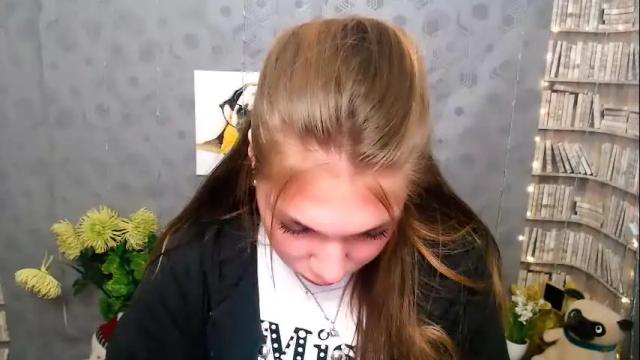 Image 3 of sport_tall_karina Stream on Chaturbate on 28 days ago