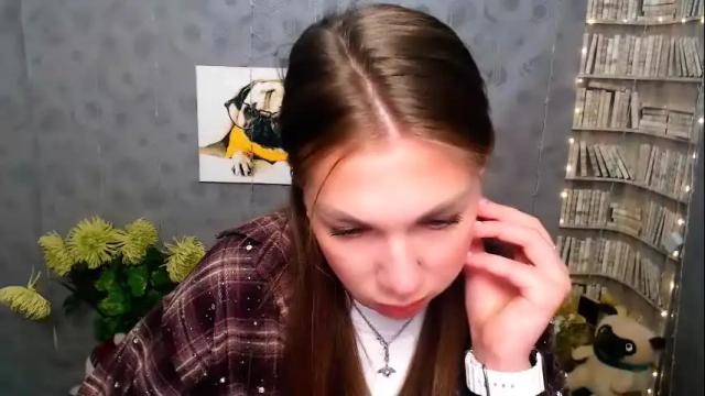 Image 3 of sport_tall_karina Stream on Chaturbate on 23 days ago