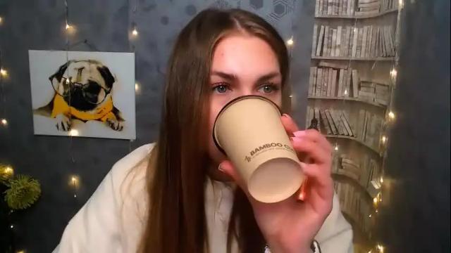 Image 2 of sport_tall_karina Stream on Chaturbate on 13 days ago
