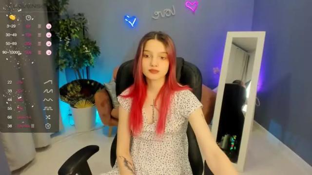 Image 2 of spring_blossom Stream on Chaturbate on 16 months ago