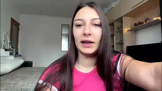 Image 3 of squirt_bunny77 Stream on Chaturbate on 26 days ago