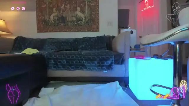 Image 2 of squirt_vip_room Stream on Chaturbate on 13 days ago