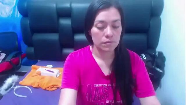 Image 2 of squirtamazingxxx Stream on Chaturbate on 3 days ago