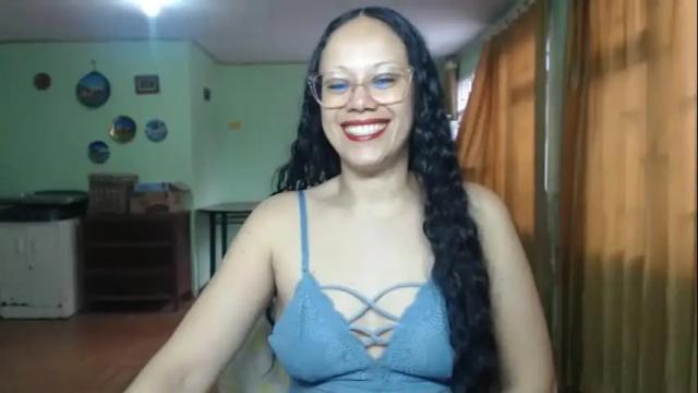 Image 4 of squirtbig01 Stream on Chaturbate on 18 days ago