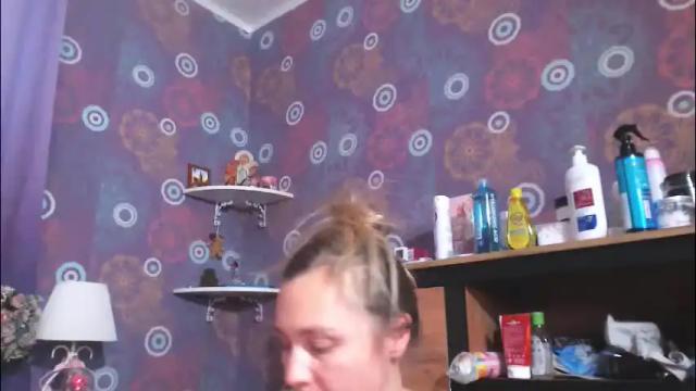 Image 7 of squirtyjess Stream on Chaturbate on 1 month ago