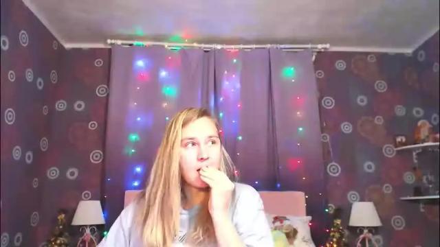 Image 11 of squirtyjess Stream on Chaturbate on 1 month ago