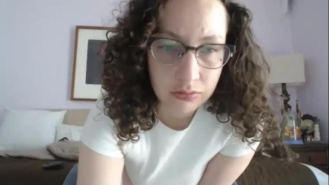 Image 3 of squirtysummer Stream on Chaturbate on 14 months ago