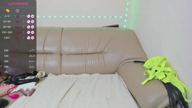 Image 12 of sroythongbkk Stream on Chaturbate on 16 months ago