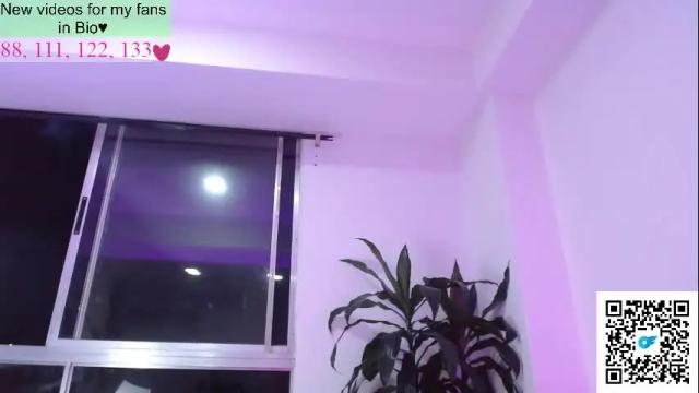 Image 3 of srta_fox Stream on Chaturbate on 1 month ago