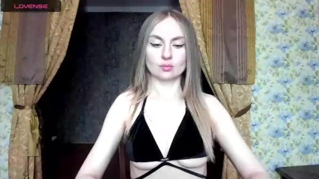 Image 6 of ssweet16 Stream on Chaturbate on 14 months ago