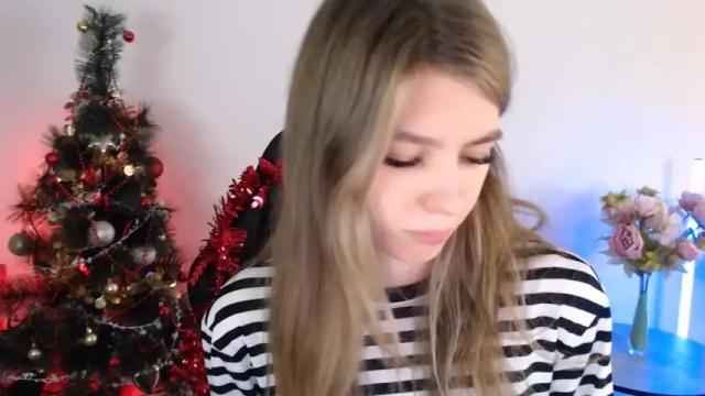 Image 10 of st_ella Stream on Chaturbate on 23 months ago