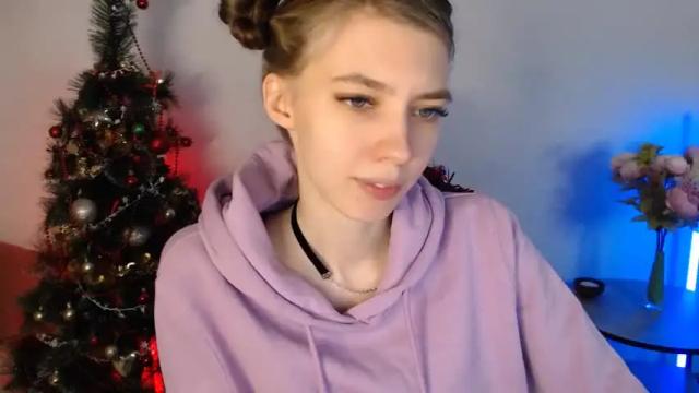 Image 2 of st_ella Stream on Chaturbate on 22 months ago