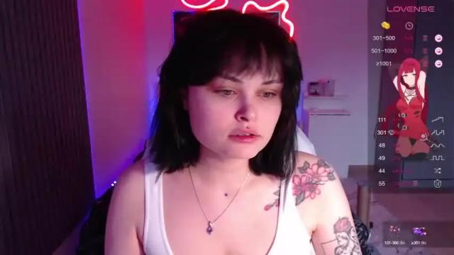 Image 2 of stacey_purple_one Stream on Chaturbate on 12 months ago