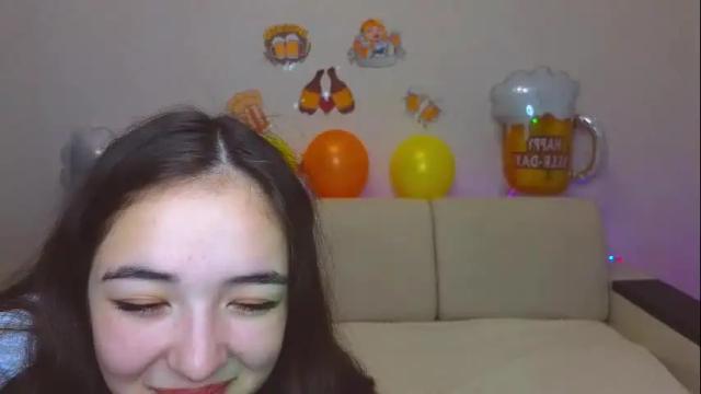 Image 10 of staceyku Stream on Chaturbate on 28 months ago