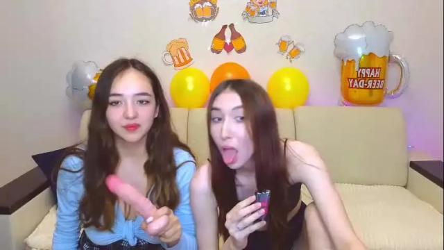 Image 6 of staceyku Stream on Chaturbate on 28 months ago